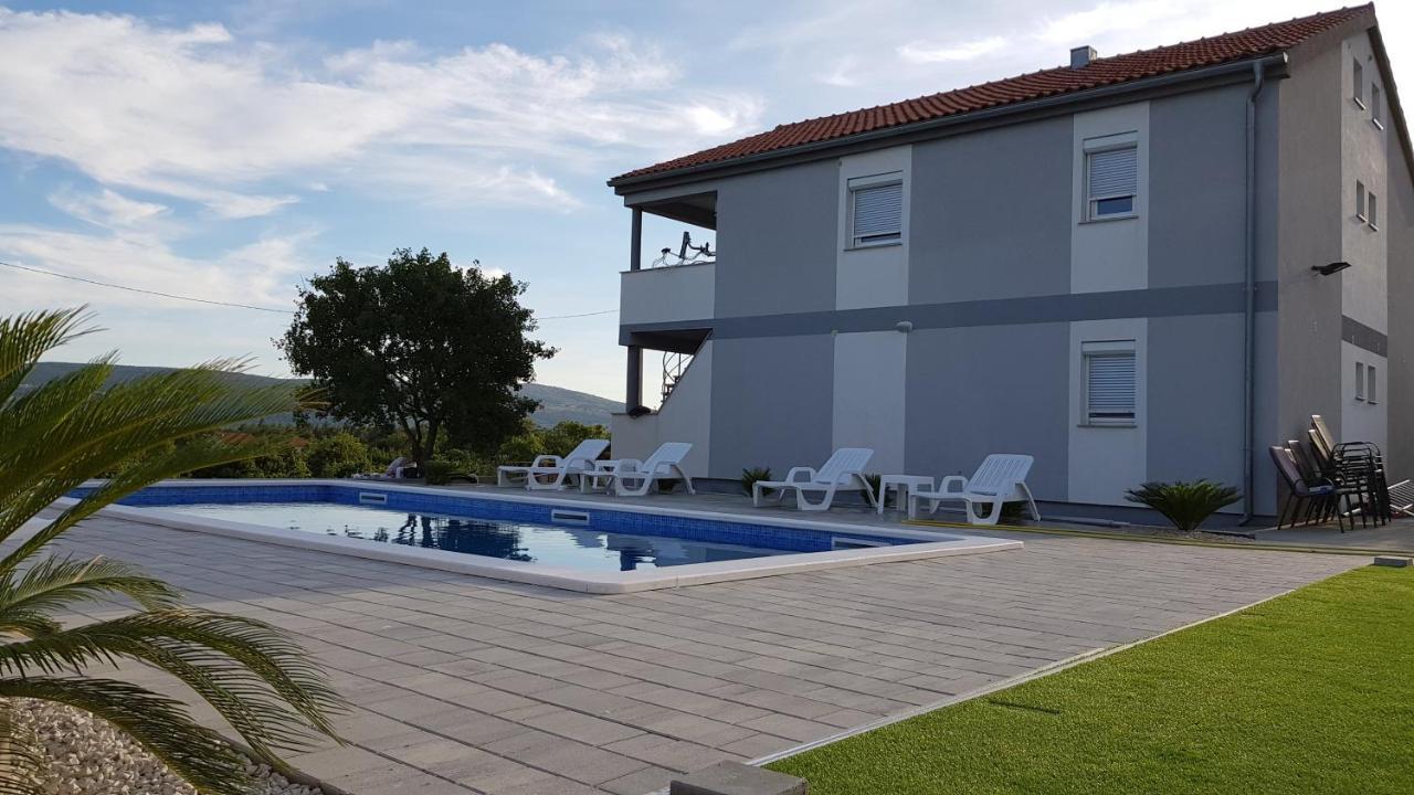 Apartments Zanic With Private Swimming Pool And Sea View Starigrad Exterior photo