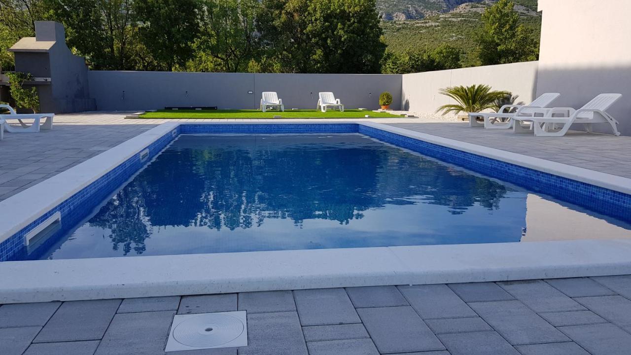 Apartments Zanic With Private Swimming Pool And Sea View Starigrad Exterior photo