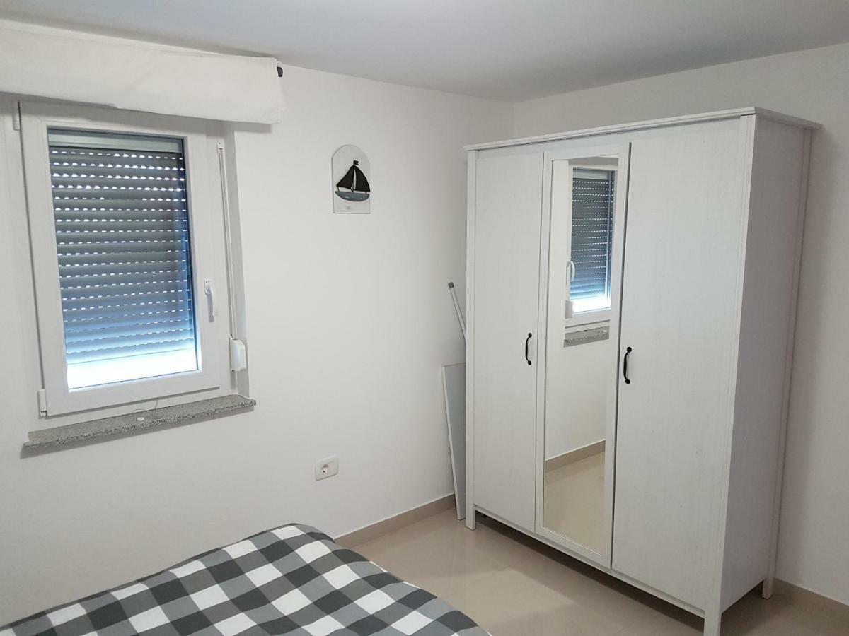 Apartments Zanic With Private Swimming Pool And Sea View Starigrad Exterior photo